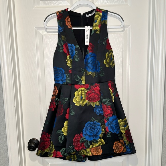 NWT Alice & Olivia Tanner Floral-Print Asymmetrical Dress - sz 6 - Picture 2 of 4